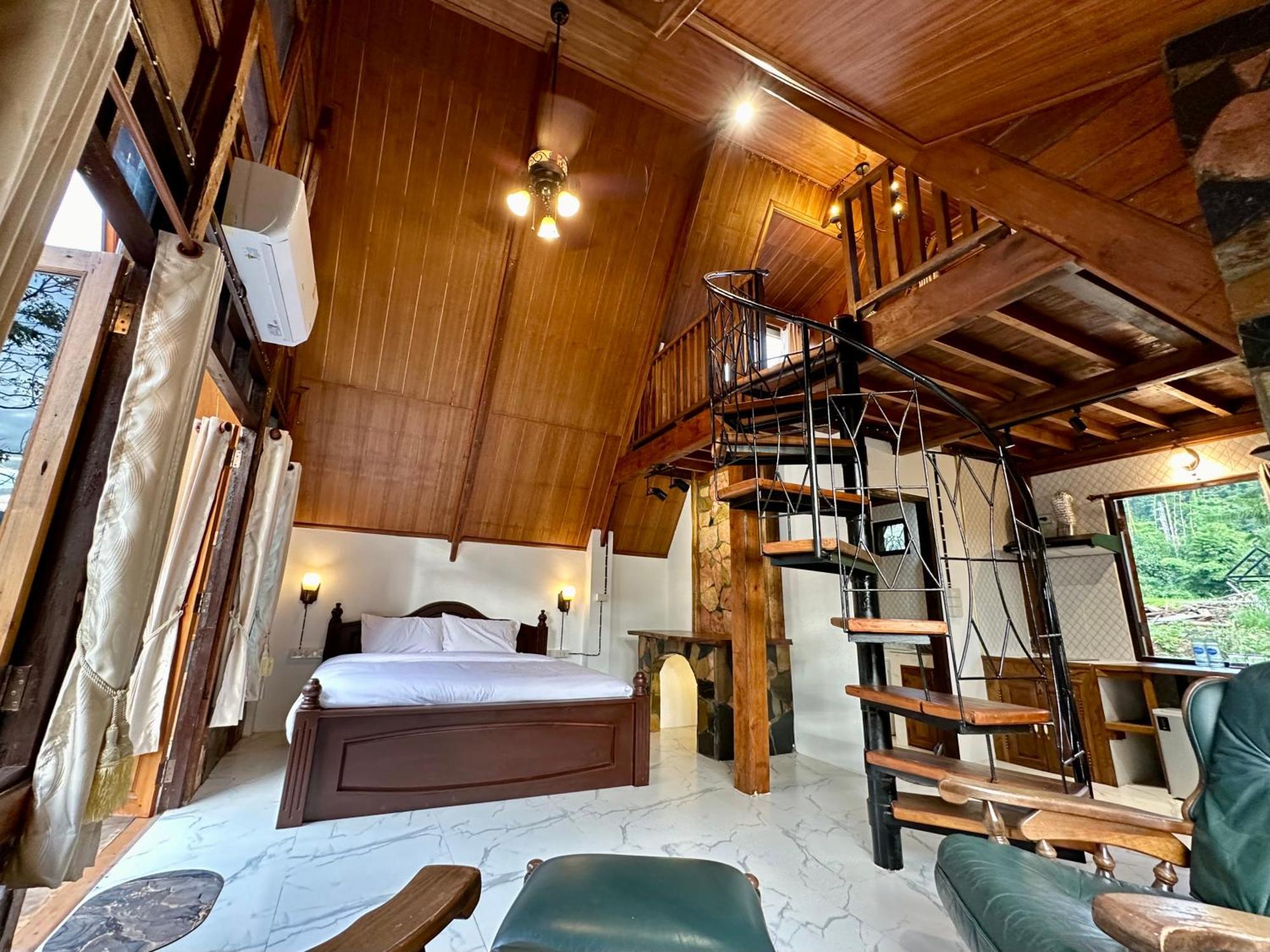 Готель Ban Kaew Mo Ra Glamping & Restaurant Pang Mapha Екстер'єр фото